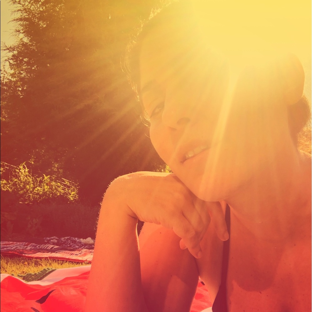 Meet your Posher, Selin